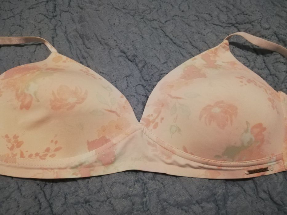 Бра Vince Camuto оригінал 38C. Безшовний