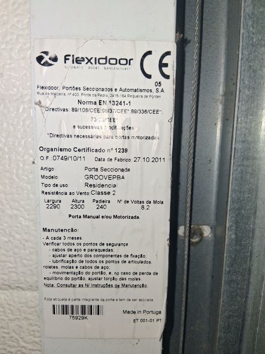 Portão seccionado usado