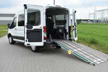 Ford TRANSIT DO PRZEWOZU OSÓB NIEPEŁNOSPRAWNYCH NA WÓZKACH  2018 do przewozu niepełnosprawych na wózkach inwalidzkich RAMPA