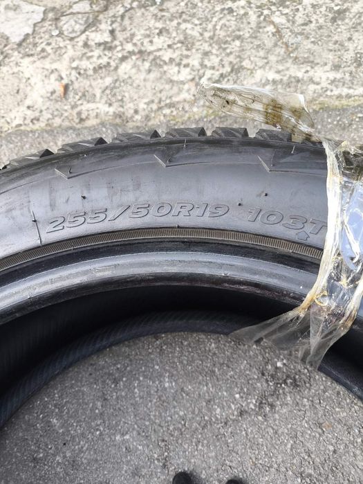 Зимові шини Hankook R19