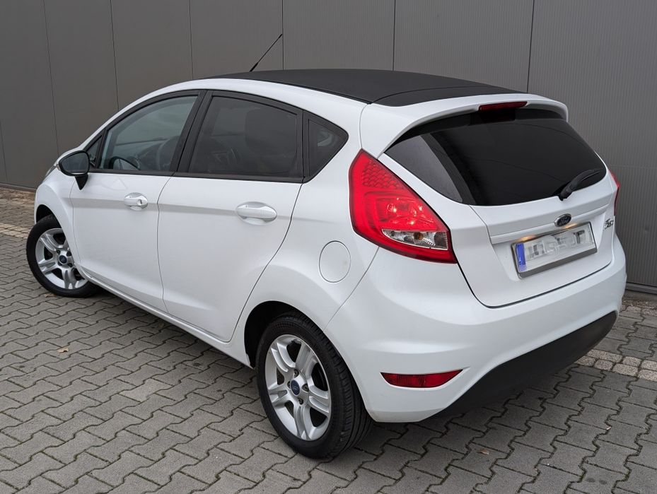 Ford Fiesta MK7 * 1.2 Benzyna * Pakiet -ST Line * Śliczny * Polecam *.