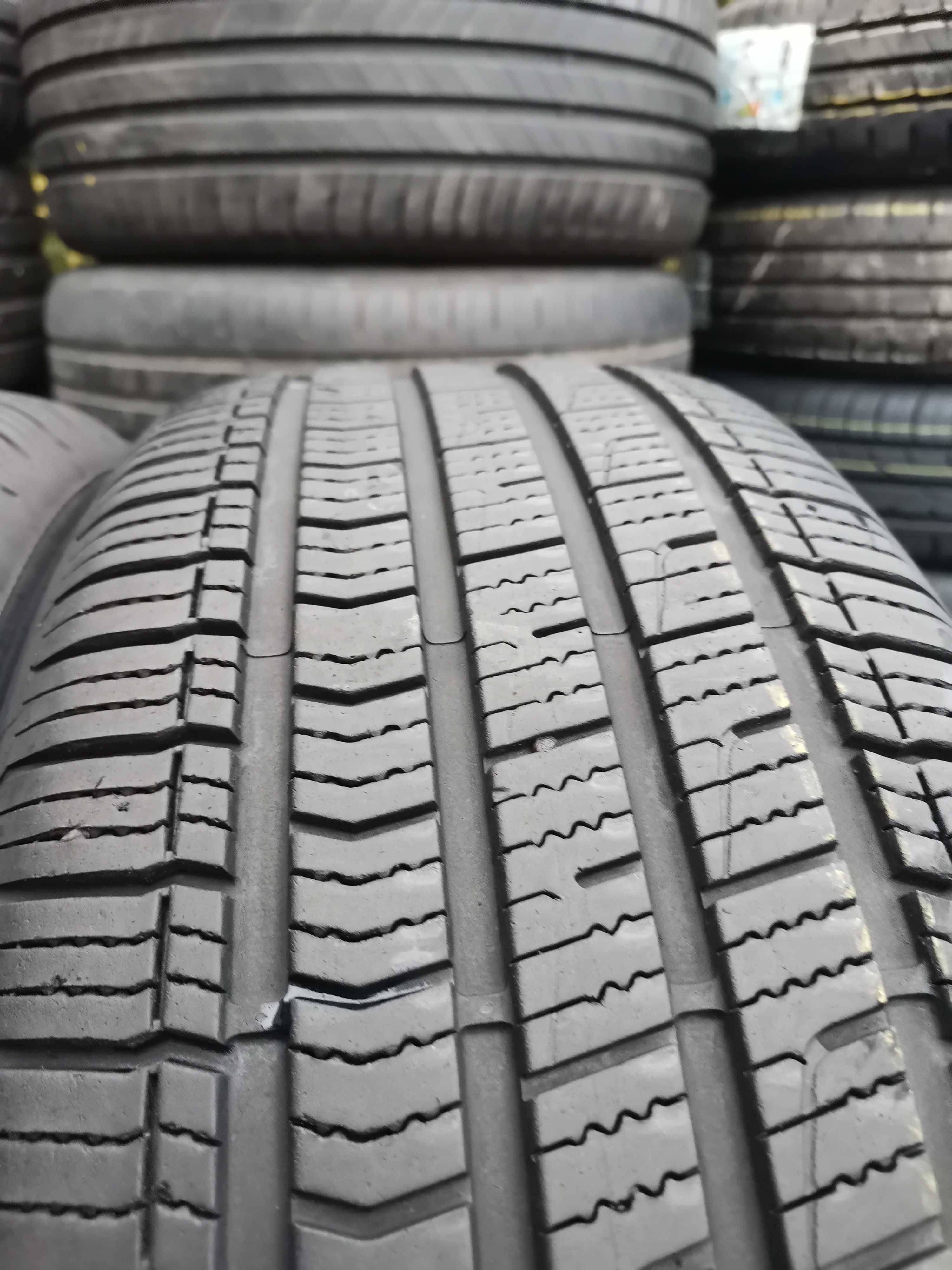 wielosezon Dunlop 215/55/17 z 2022r 6mm