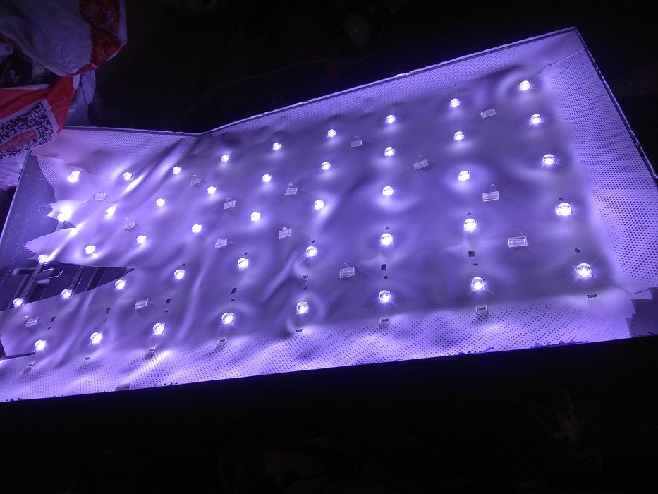 На запчастини телевізори LG 32LF, Haier LE50K