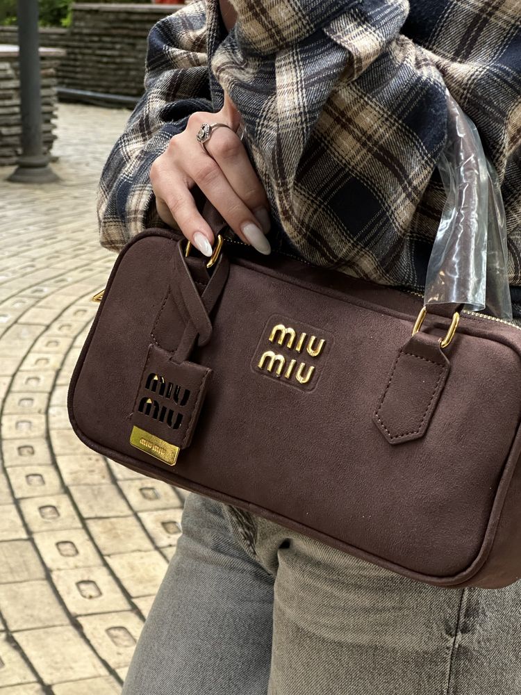 Miu miu сумочка в шоколданому кольорі