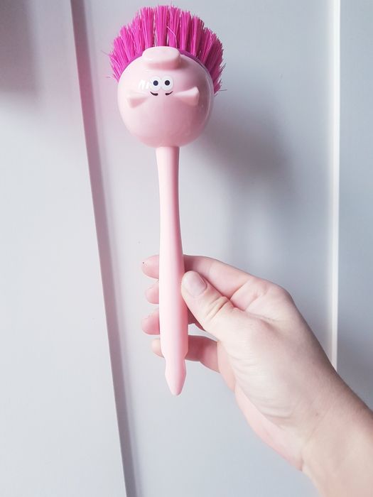 Nowa szczotka do mycia naczyń Świnka