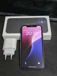 Iphone 11 de 128Gb. Bateria a 77%.