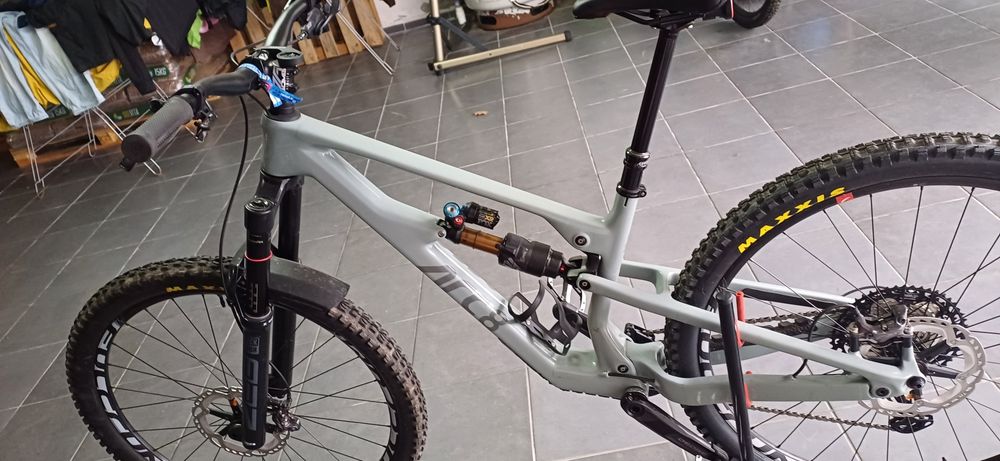 Boas tenho uma arc8 para venda