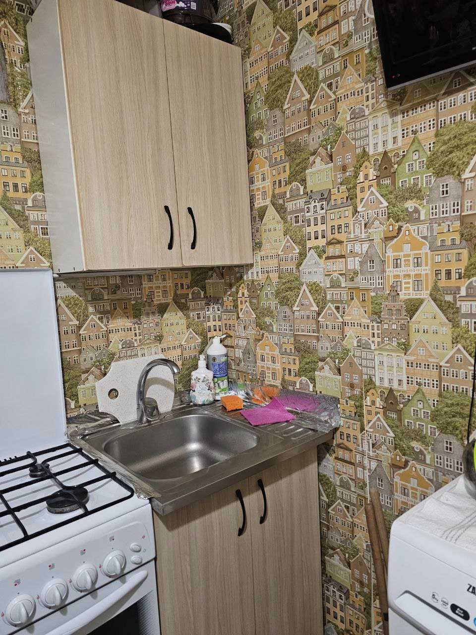 Бровари. Продам 1к квартиру в центрі з видом на парк Перемога