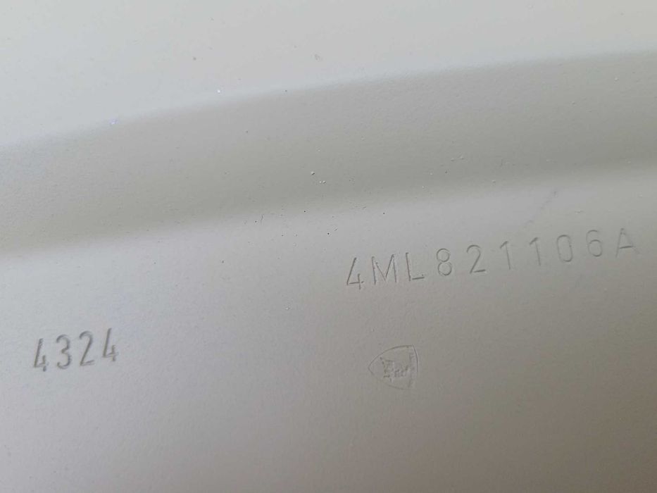 Lamborghini URUS - błotnik PRAWY przedni PRZÓD, front fender RH