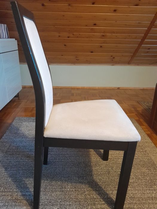 Sprzedam 6 sztuk krzeseł z drewna bukowego "Largo"