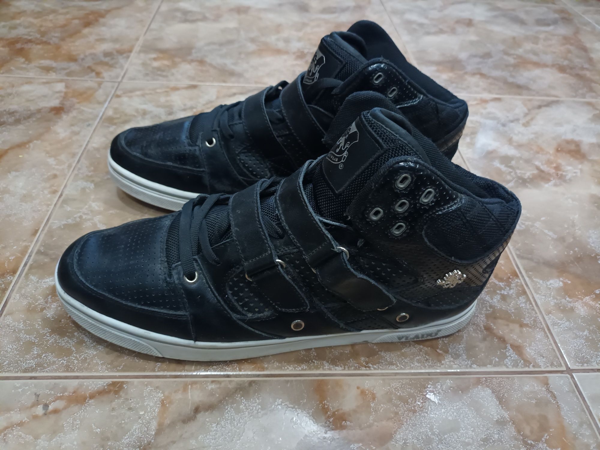 Кроссовки Vlado Footwear  кожа