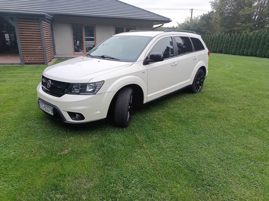 Fiat Freemont Black Code biała perła 142 tys 4x4 190hp
