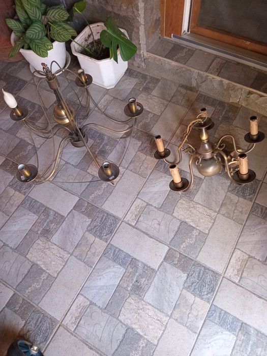 Продам люстры бронзовые