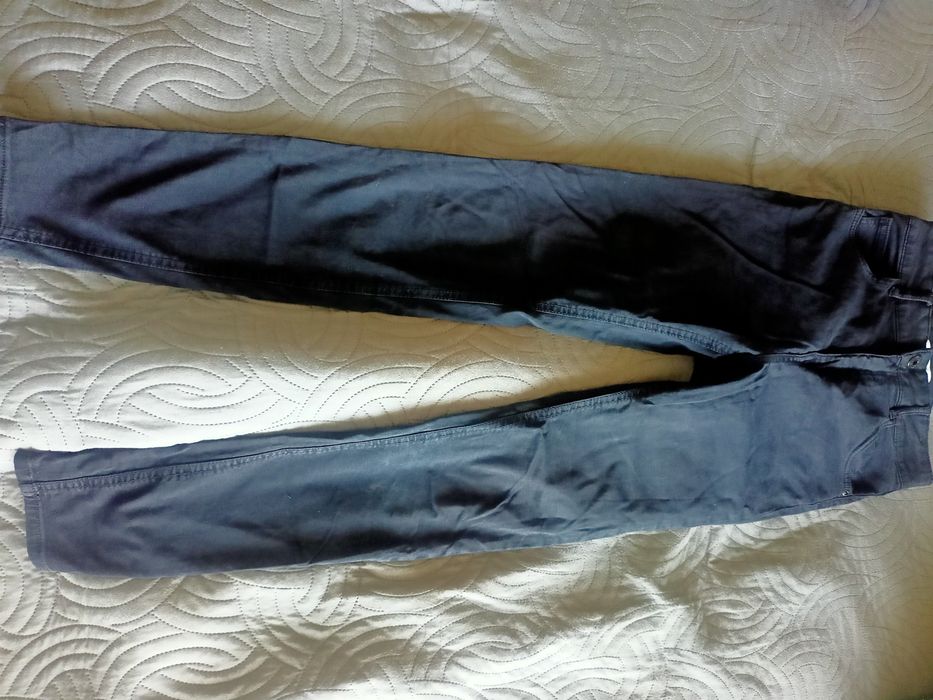 Spodnie skinny jeans Reserved