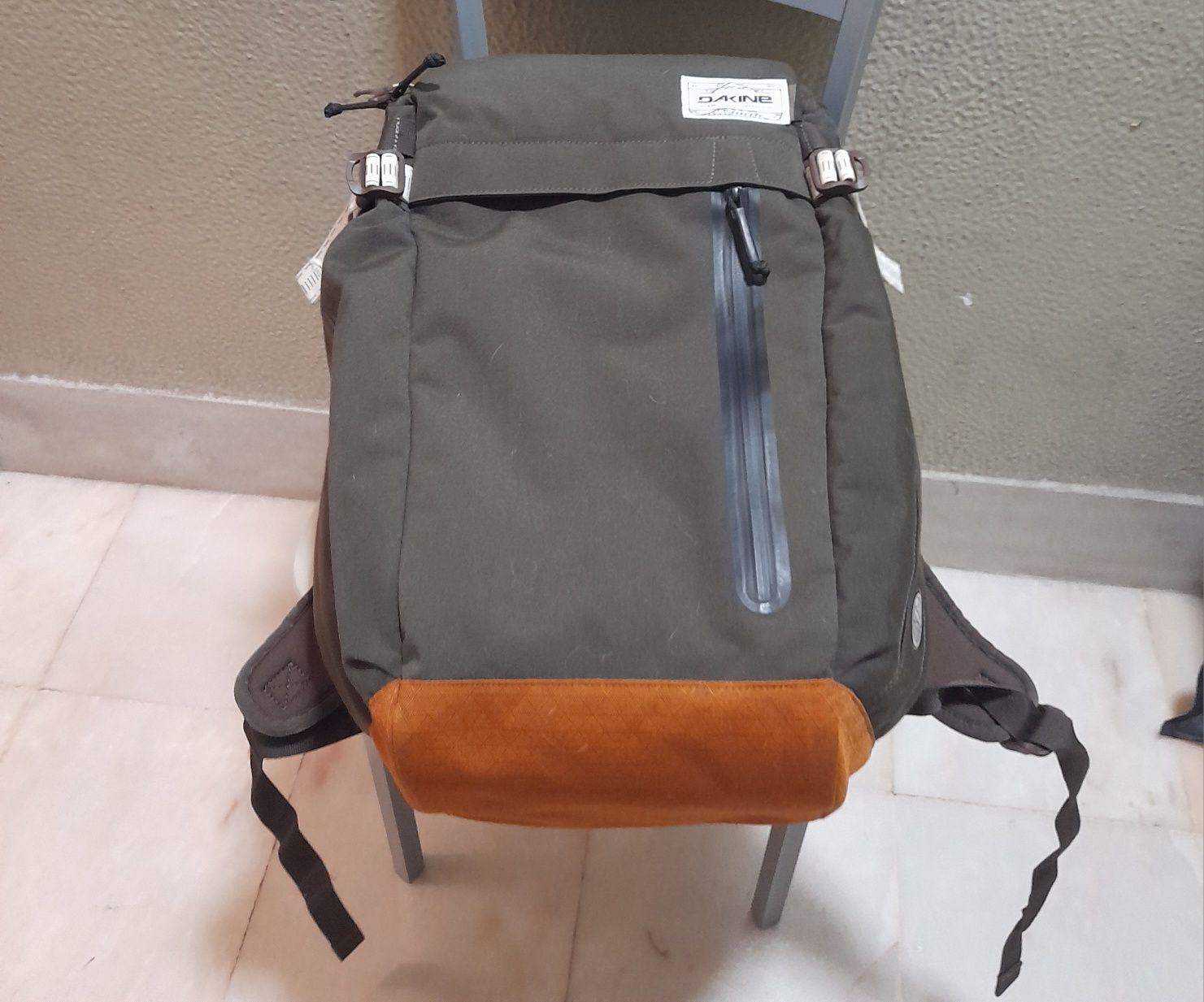 Mochila mala Dakin
