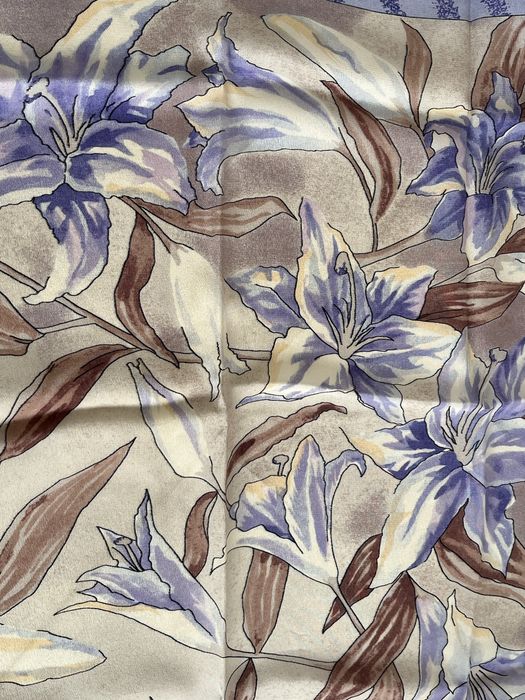 Шелковый павловопасадский платок