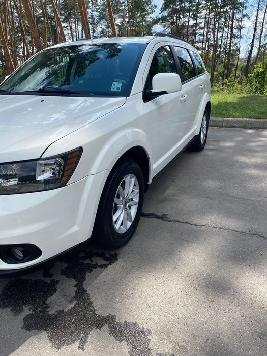 Продам Dodge journey