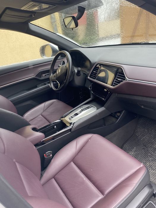 Прокат авто на свадьбу с водителем