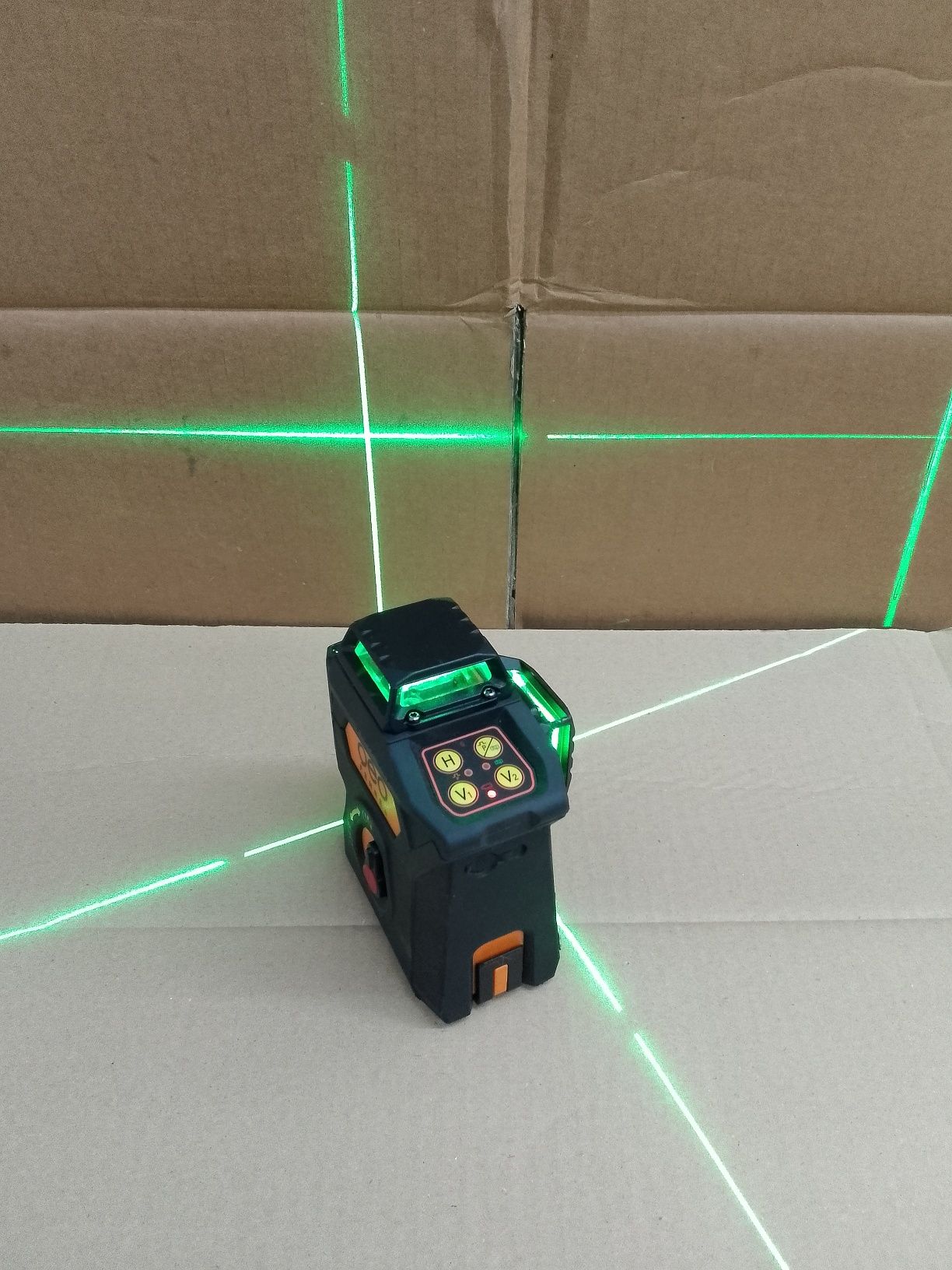 GeoFennel Geo6X SP Green Laser Płaszczyznowy Krzyżowy Poziomica Lasero
