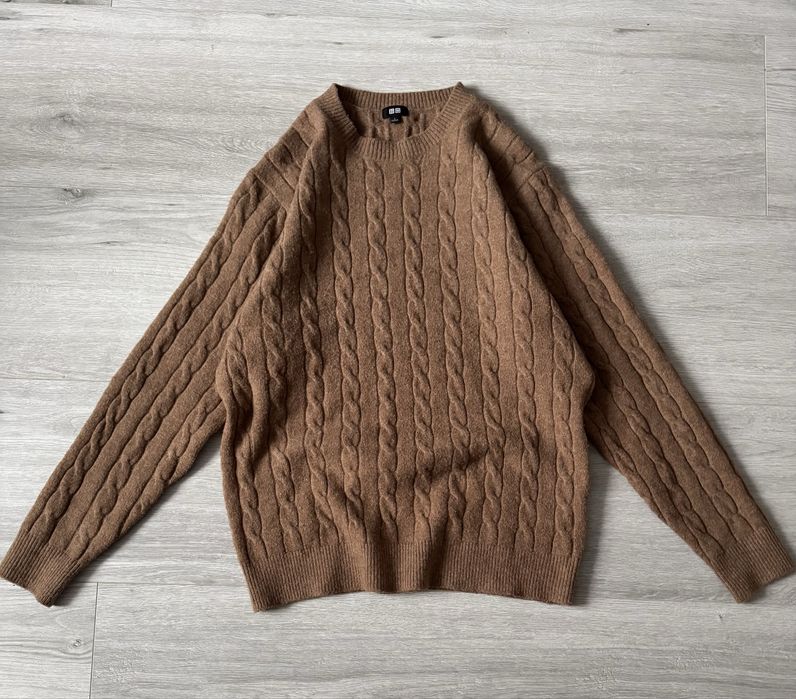 Светр uniqlo
