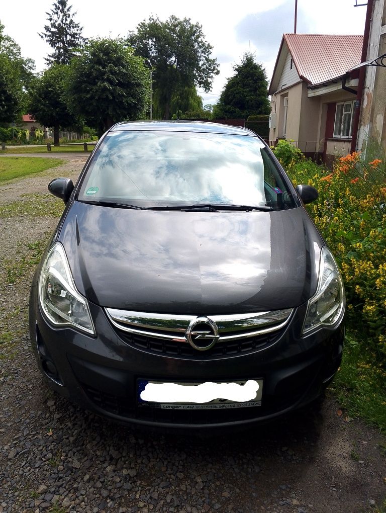 Sprzedam Opel Corsa D  .