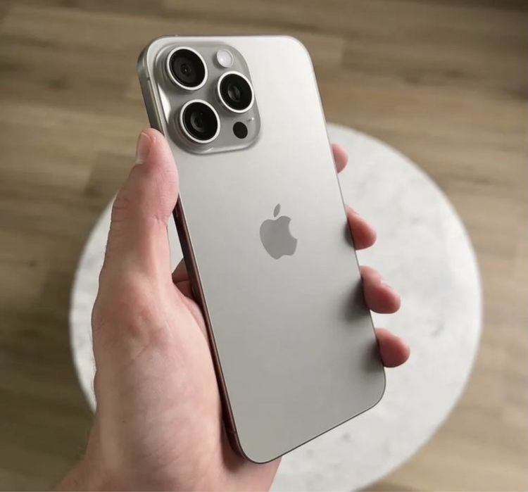  Apple iPhone 15 Pro Max 256GB Natural Titanium / Bateria 91% / ideal