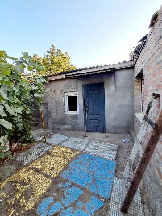 Продам будинок під реконструкцію та з/д по вул.Кропивницького-Гоголя.