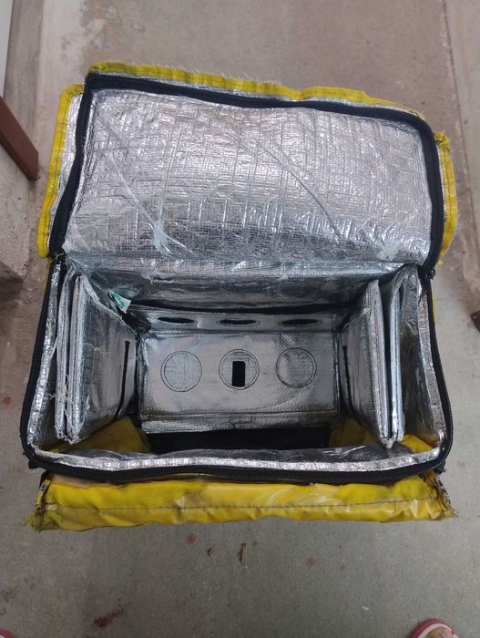 Mala Mochilas de entrega Glovo em condições razoáveis.