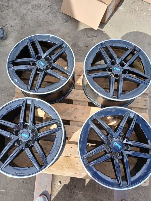 A1161. CMS 9,5 x 19 ET 45 rozstaw 5x114,3