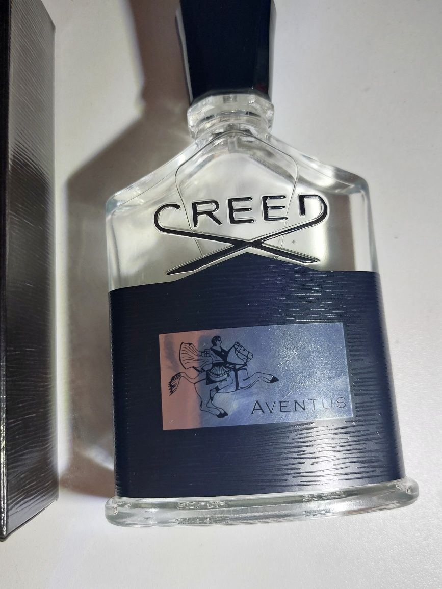Perfumy creed aventus