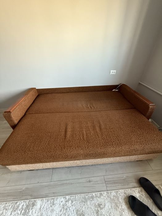 Розкладний Диван в Кімнату