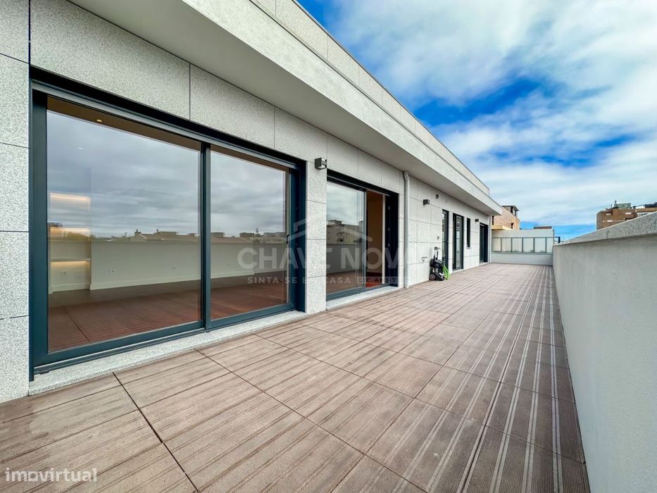 Arrendamento Penthouse T4 em Matosinhos