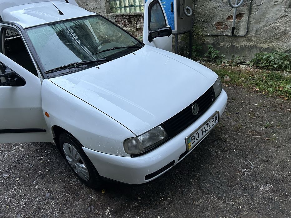 Автомобіль volkswagen caddy