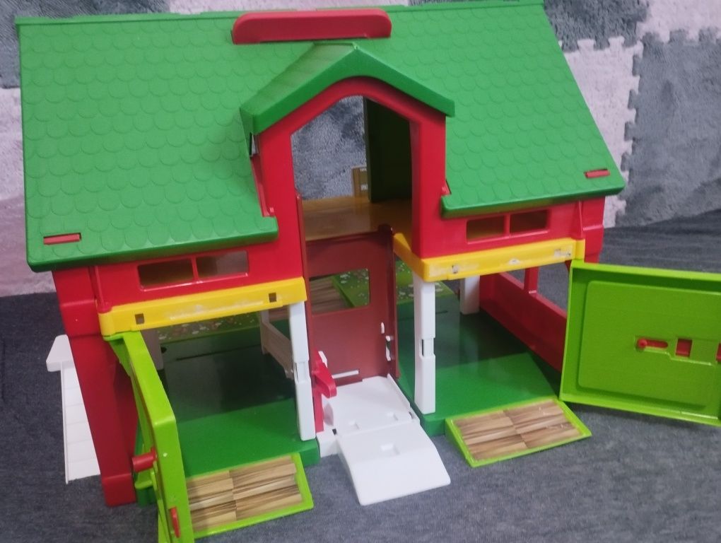 Farma, domek dla zwierząt