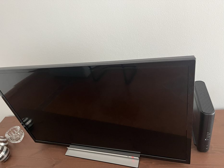 Televisores Samsung e Toshiba