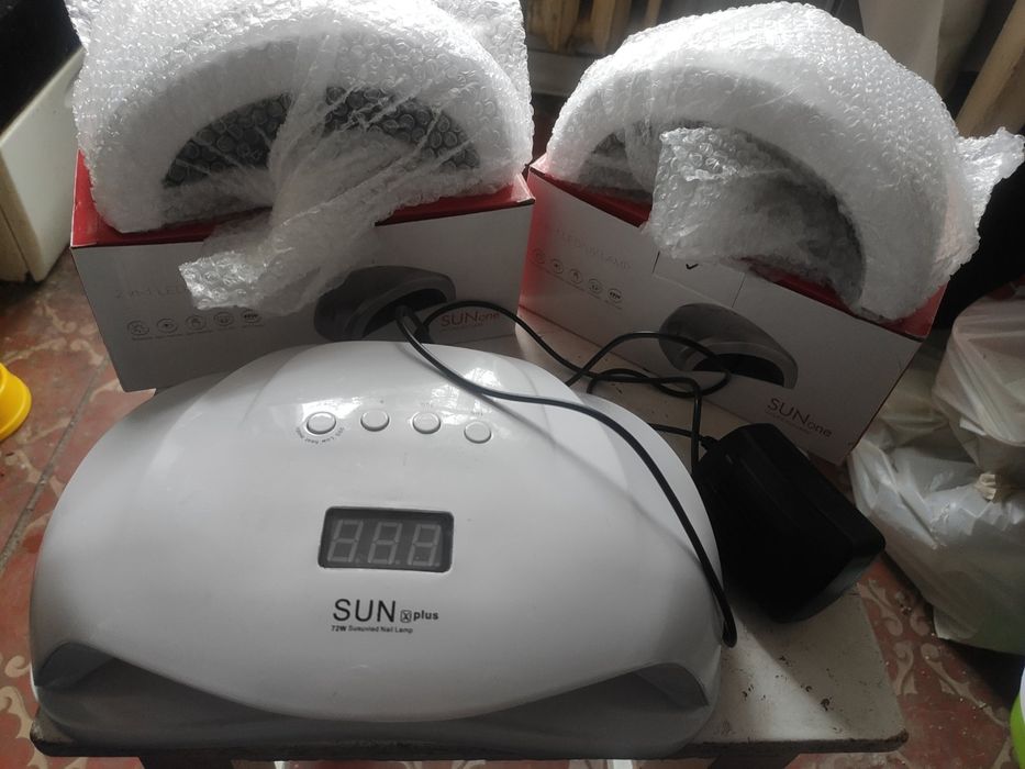 Лампи для манікюра