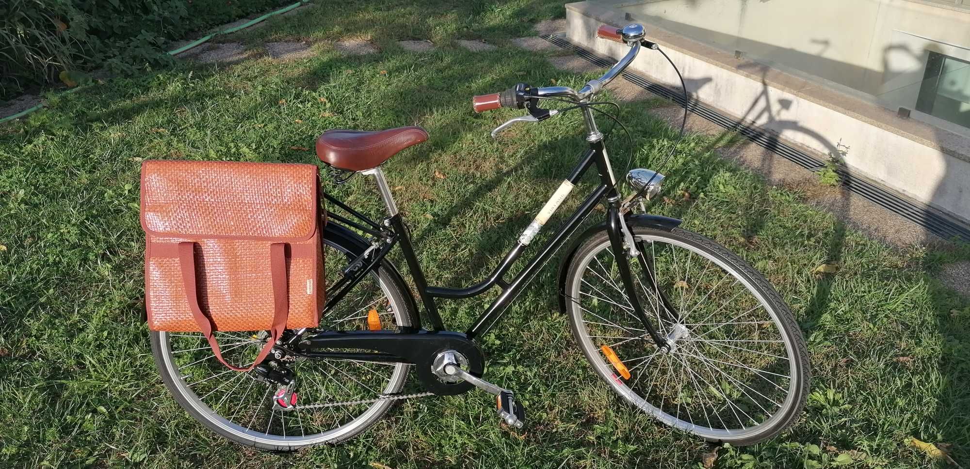 Bicicleta Urbana Coluer Vintage, roda 28", 7 velocidades + Acessórios