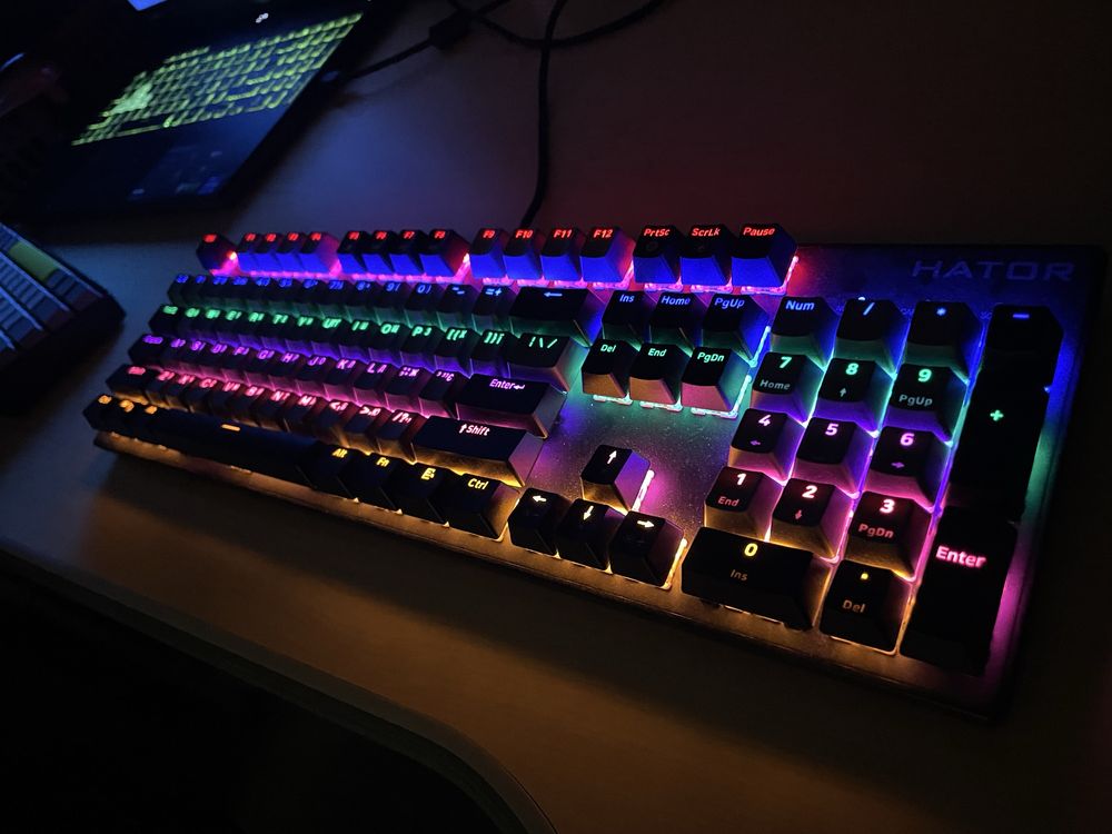 Клавиатура Hator Starfall Rainbow как новая