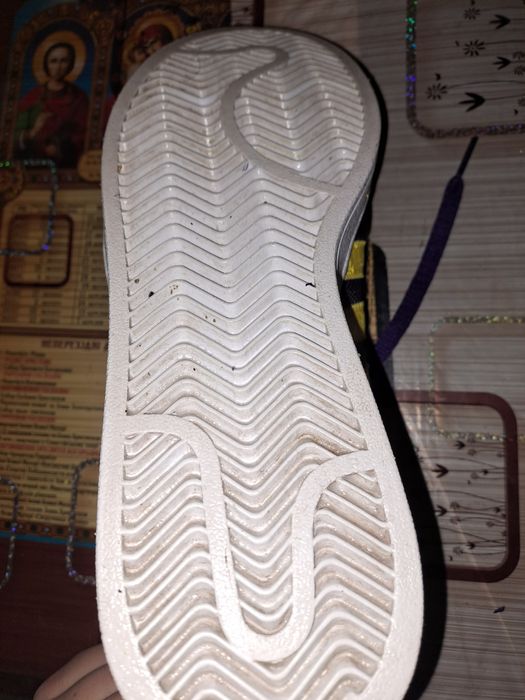 кросовки  продам