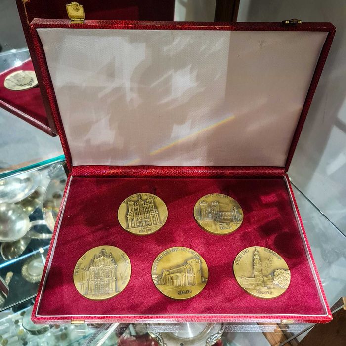 Conjunto 5 Medalhas Bronze – “Monumentos do Porto” Vasco Berardo(1982)