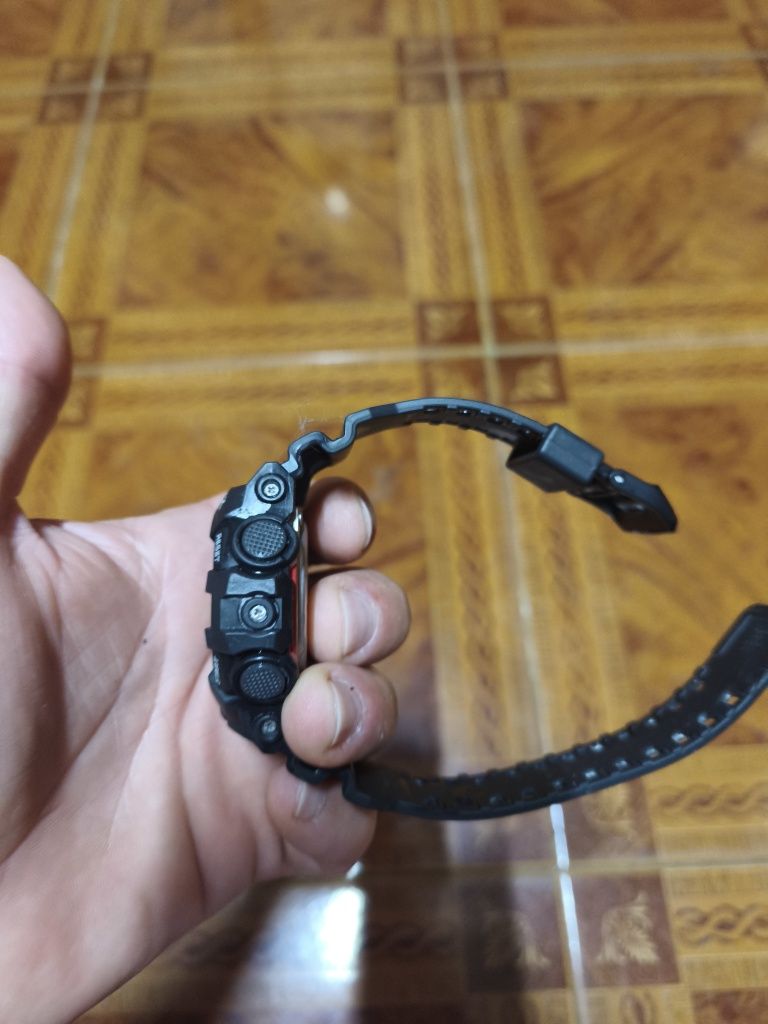 Casio G shock GA-700