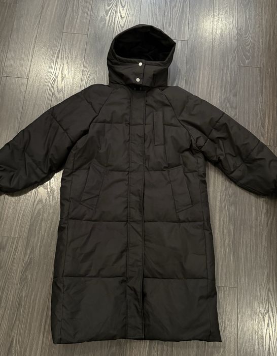 Жіноча куртка, пуховик