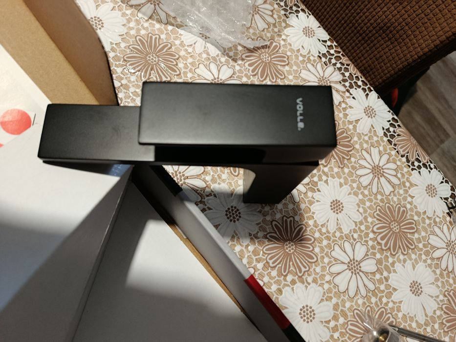 Змішувач для раковины Volle, модель De la Noche 10-40-1100-black