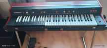 Organy eltronic 109