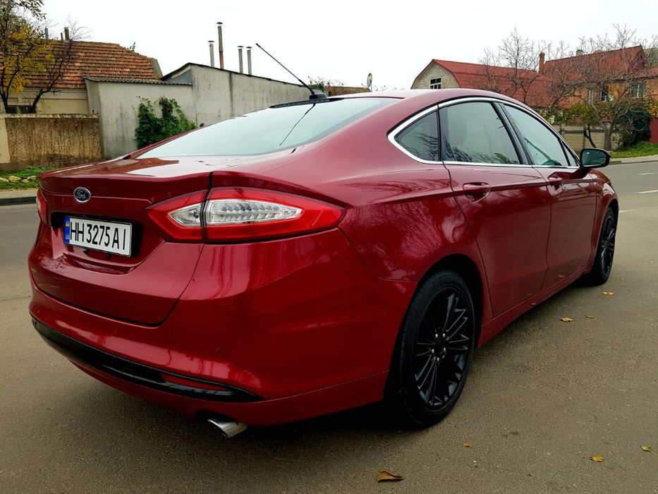 Форд фьюжен  в отличном состоянии