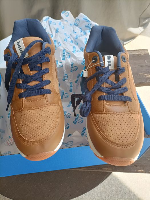 Mustang (MTG), nova, originais, 37, Sapatilha de criança