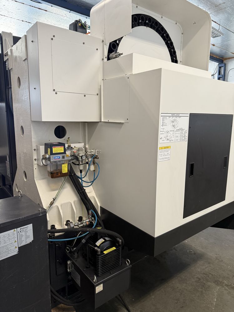 2016 Centrum cnc Hyundai Wia F400