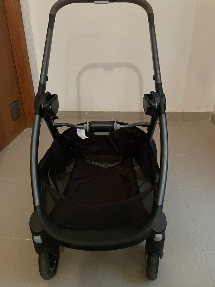 Carrinho de Passeio MaxiCosi Adorra 2 COMO NOVO