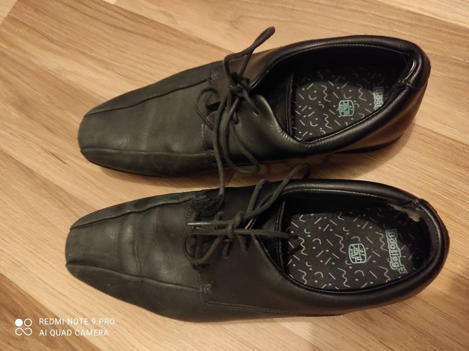 Buty wizytowe chłopięce rozm. 39