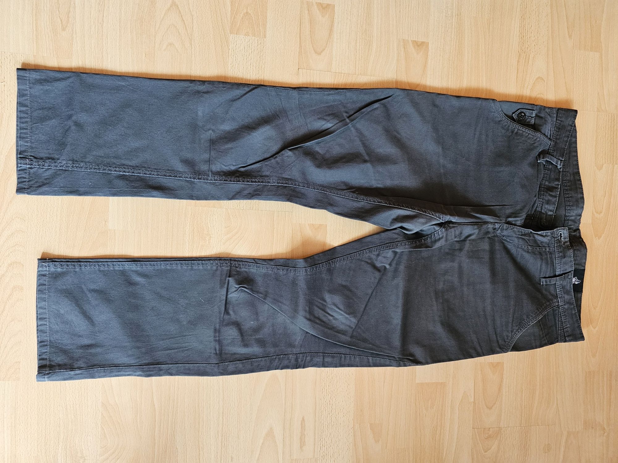 Zestaw ubrań męskich/chłopięcych L/XL 16sztuk
